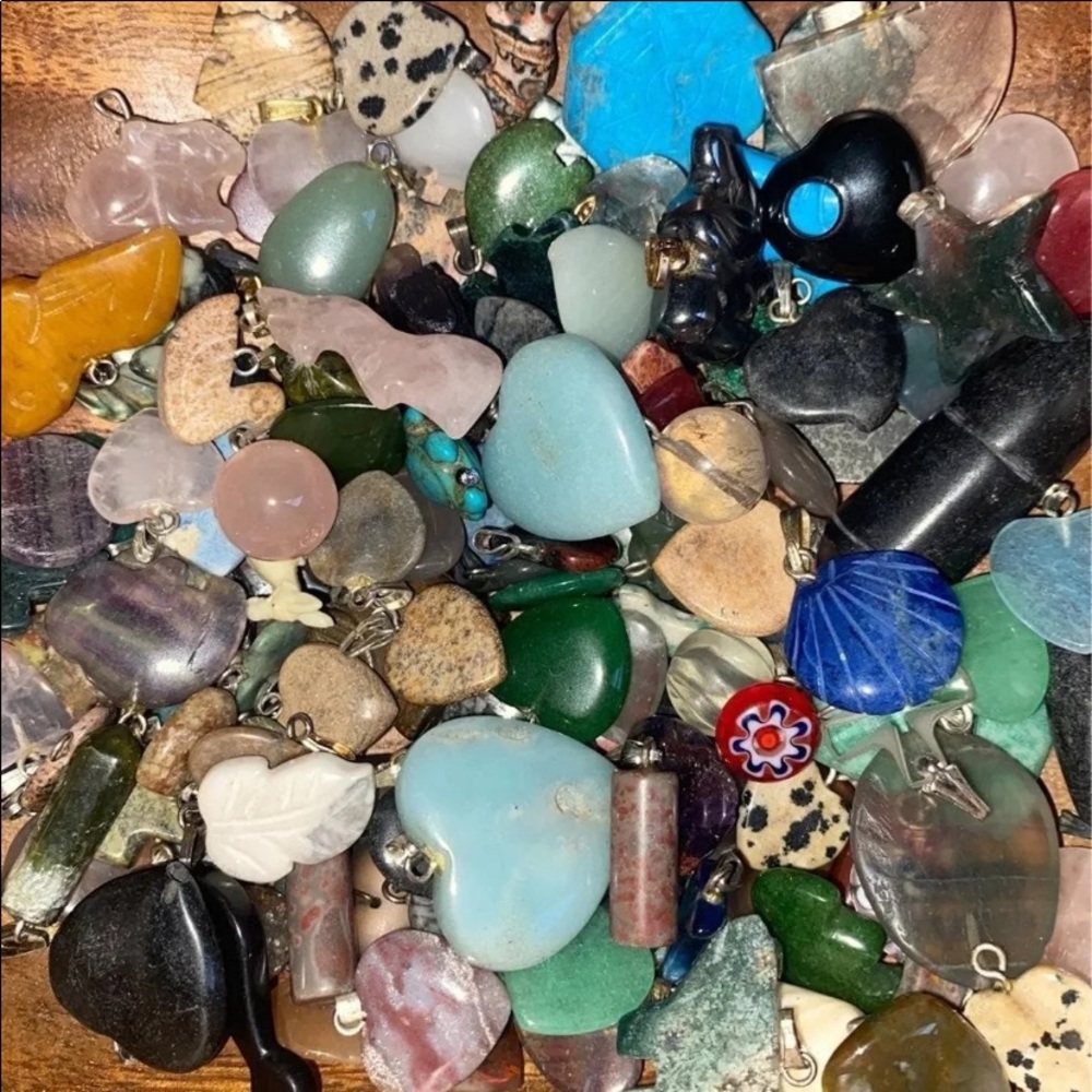 Handmade stone pendant/charms